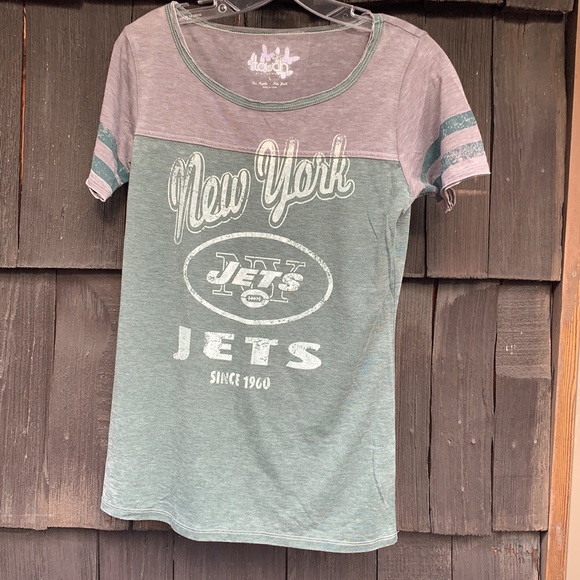 Touch by Alyssa Milano size Large NY Jets short sleeve shirt - Picture 2 of 9